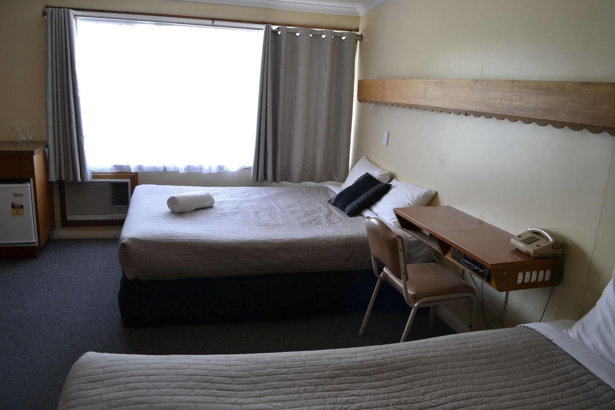 Westlander Motor Motel
