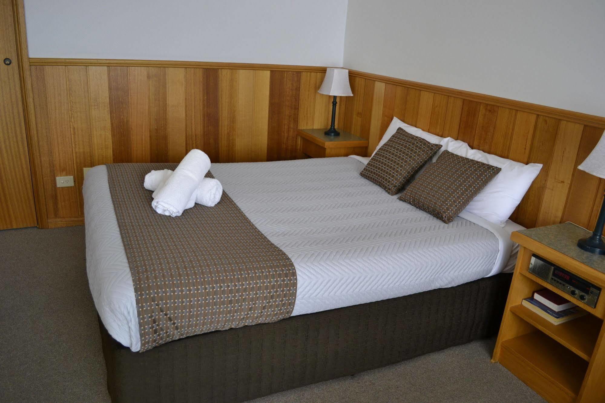 Westlander Motor 3* Horsham